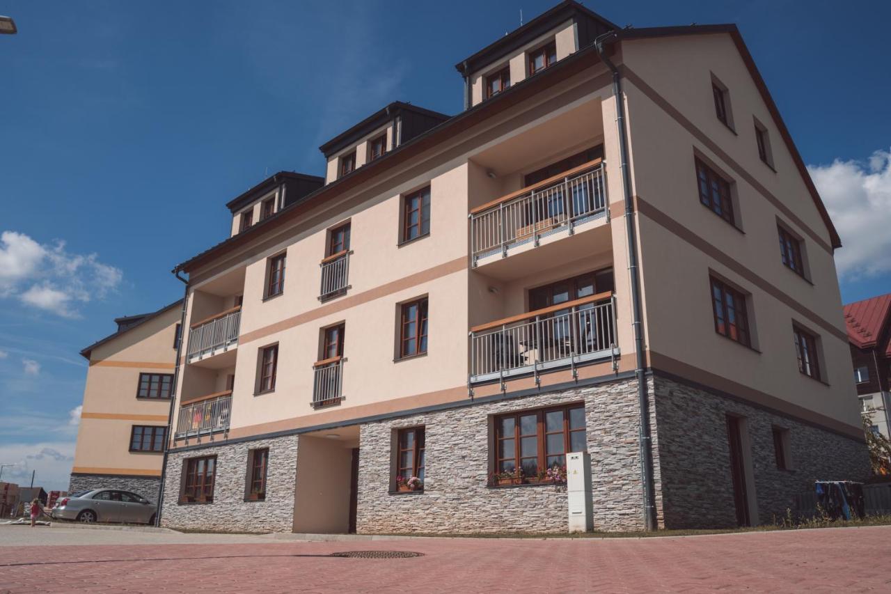 Apartman Sjezdovka Kasperske Hory Luaran gambar